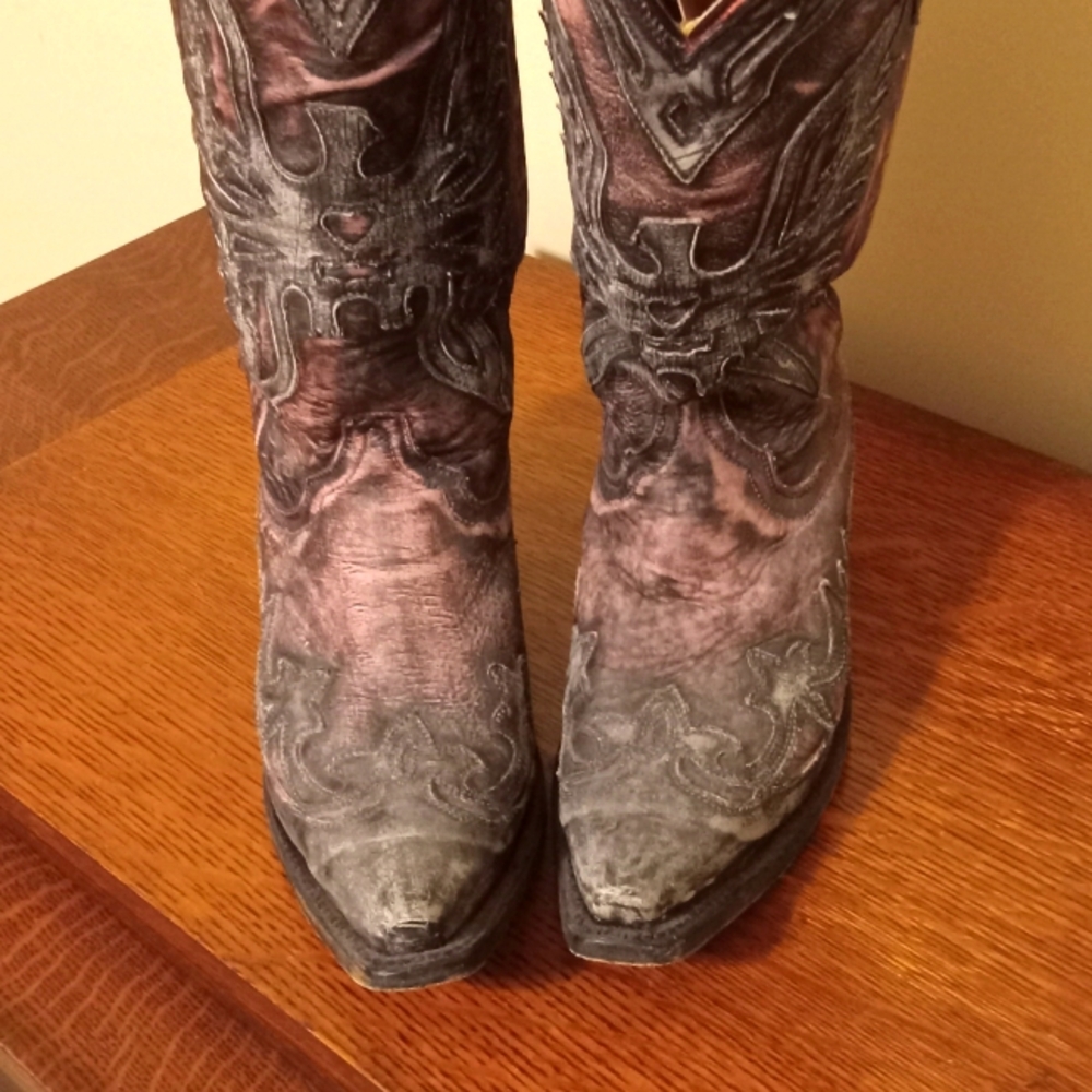 Women's Corral boots sz8